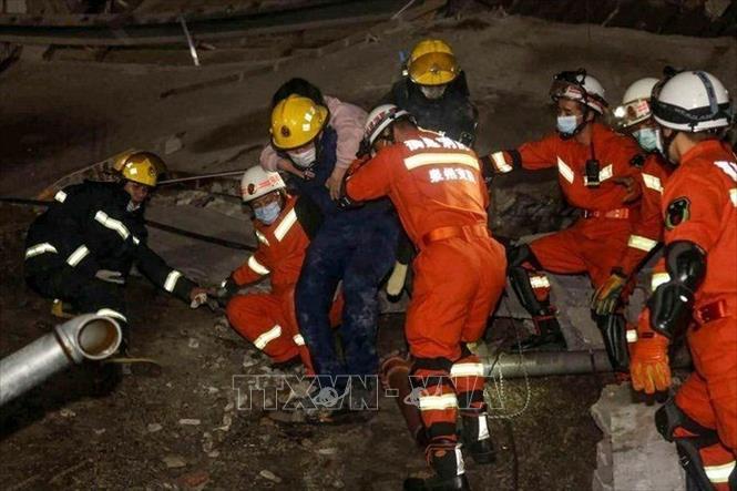 Sập nhà hàng tại Trung Quốc khiến ít nhất 13 người thiệt mạng